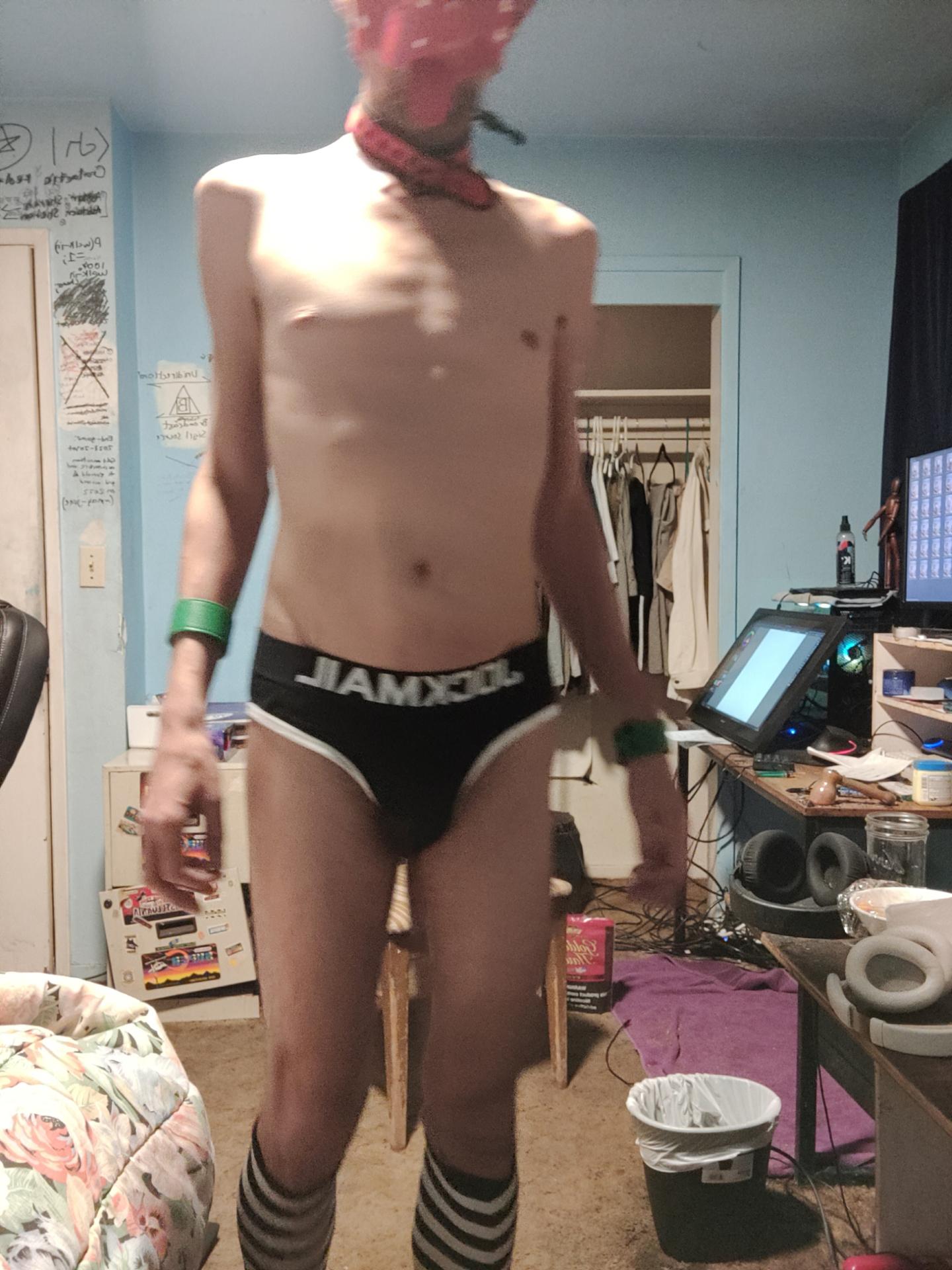 View Gallery Post ID 1244 by araety-kintaey-photography