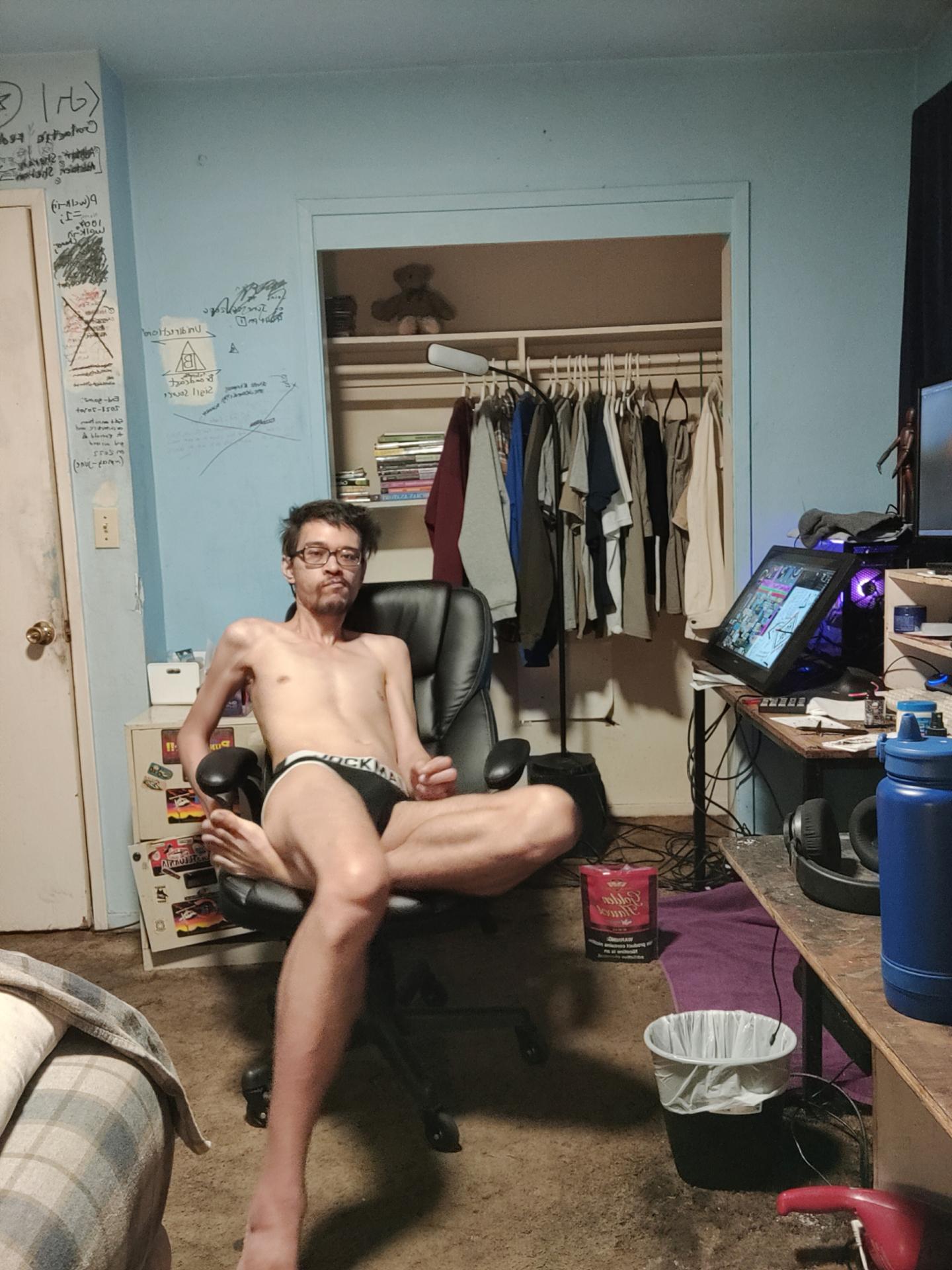 View Gallery Post ID 1649 by infinivaeria