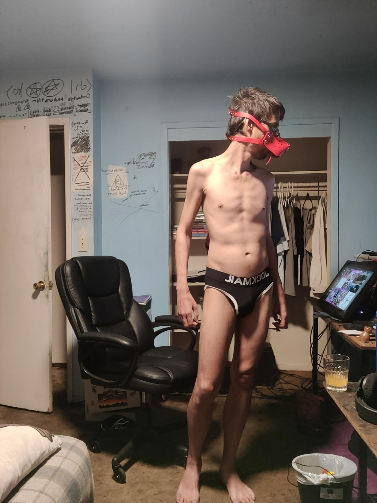 View Gallery Post ID 1666 by infinivaeria